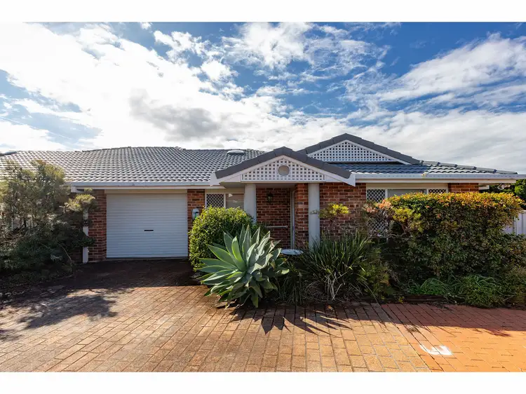 3/6 Cross Street, Forster NSW 2428