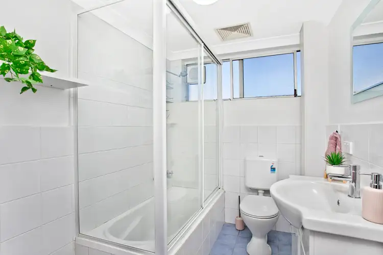 Sixth view of Homely unit listing, 9/77 Menangle Street, Picton NSW 2571