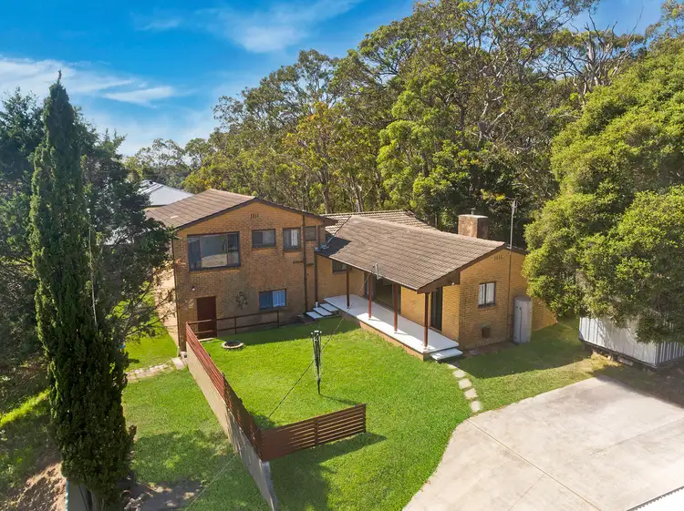 10 Darrin Close, Bateau Bay NSW 2261