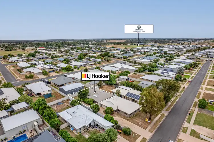 Second view of Homely house listing, Unit/1/24 Desgrand, Emerald QLD 4720
