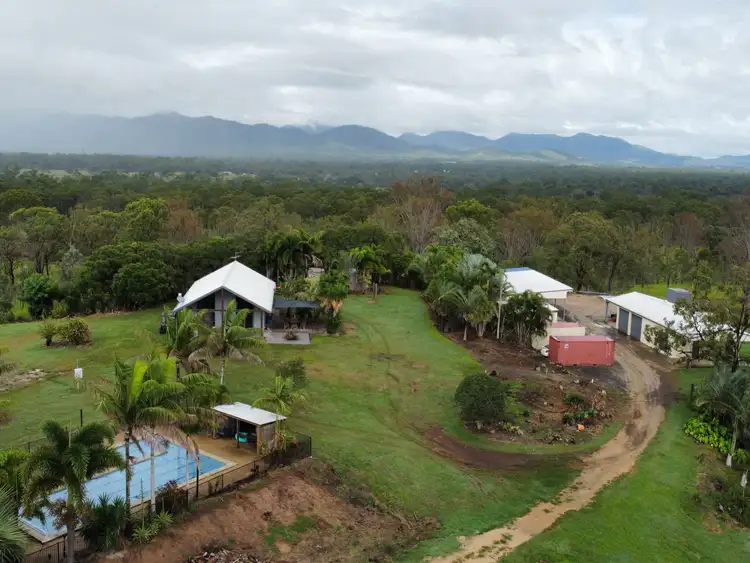255 Red Hill Road, Bororen QLD 4678