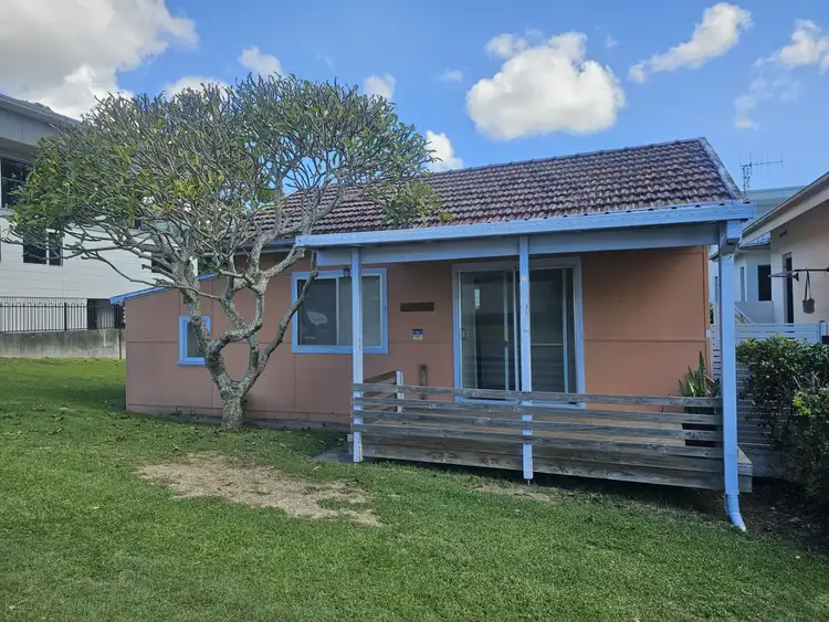 3 Albert Street, Black Head NSW 2430