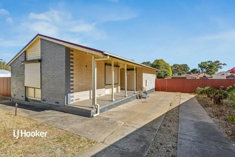 Second view of Homely house listing, 7 Salerno Court, Elizabeth East SA 5112