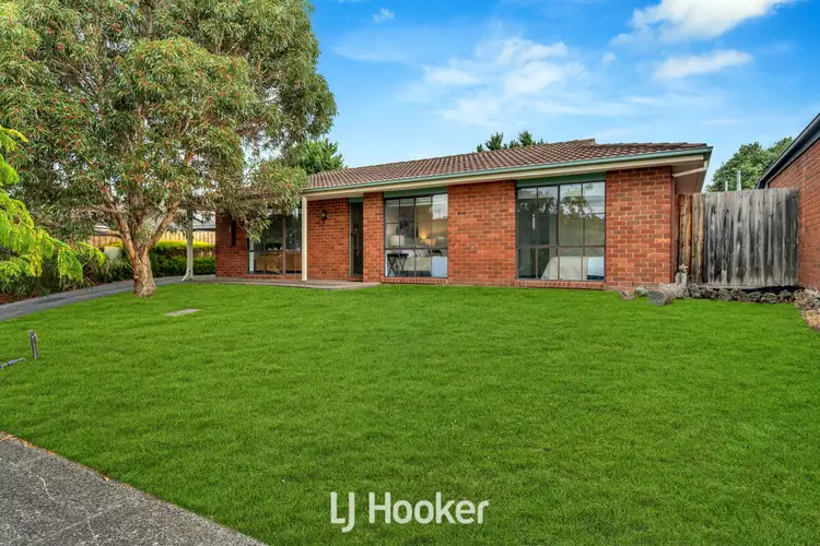 71 Amber Crescent