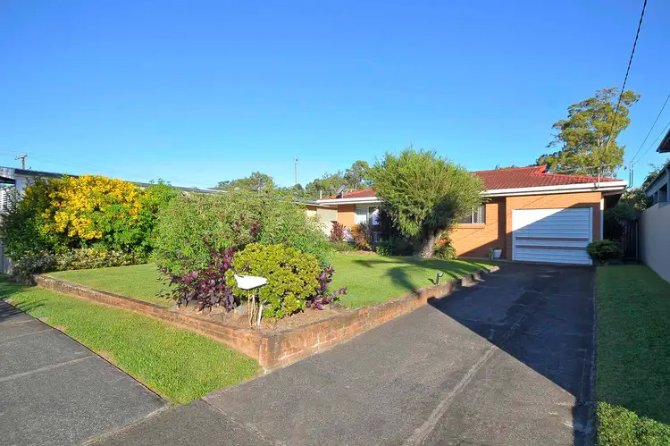 4 Dilgara Street, Tugun QLD 4224
