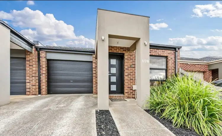 1/28 Tony Drive, Truganina VIC 3029