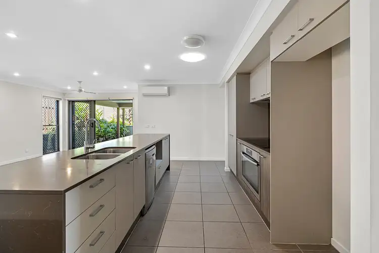Fourth view of Homely house listing, 2 East Ridge Street, Thornlands QLD 4164