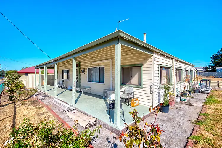 31 & 33 Throssell Street, Collie WA 6225