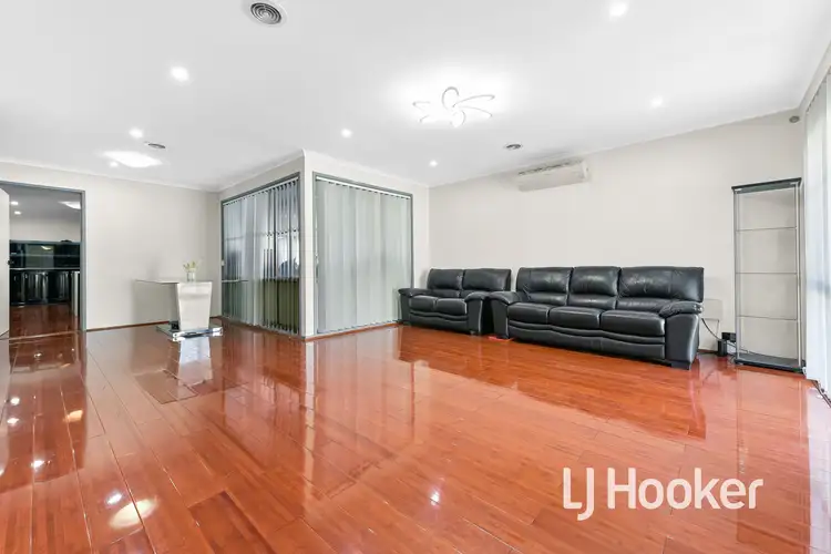 Fourth view of Homely house listing, 1 Reeves Court, Hampton Park VIC 3976