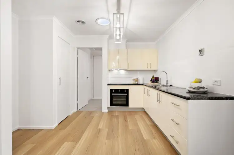 Sixth view of Homely house listing, 28 Jenner Court, Wanniassa ACT 2903