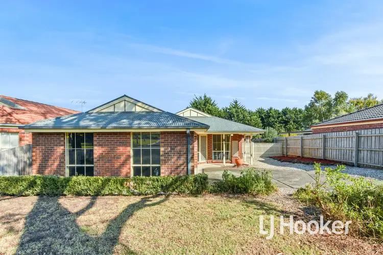 53 Balmoral Way, Pakenham VIC 3810