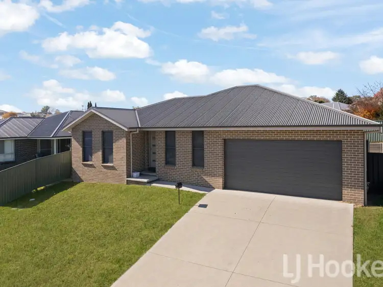 1 Walpole Close, Kelso NSW 2795