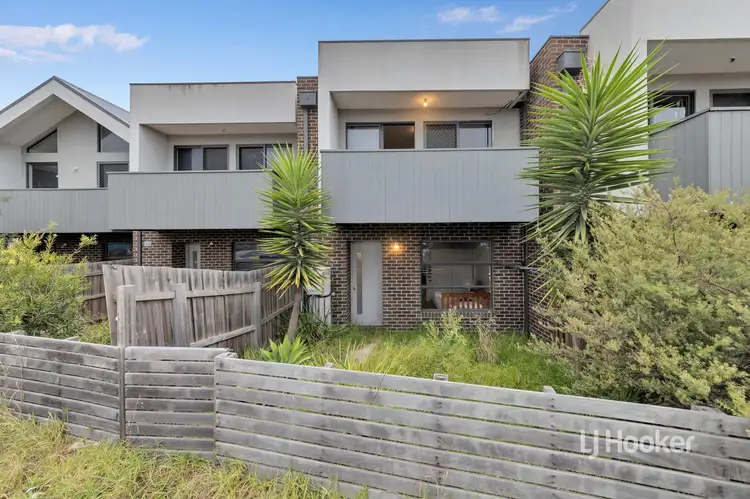 23/24 Healesville Loop, Craigieburn VIC 3064