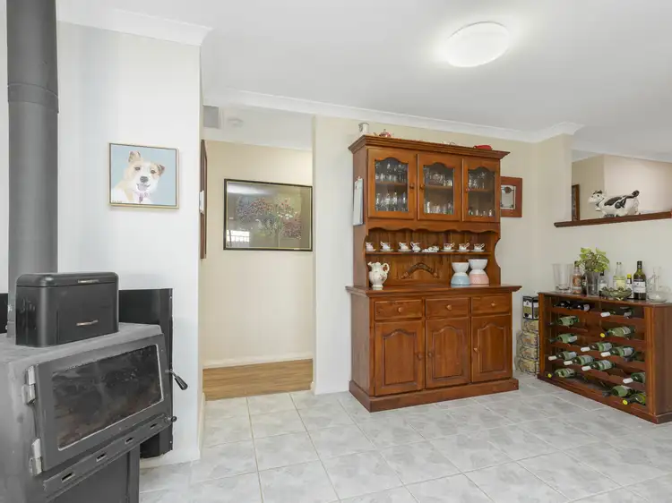 Fifth view of Homely house listing, 6 Muiron Close, Ridgewood WA 6030