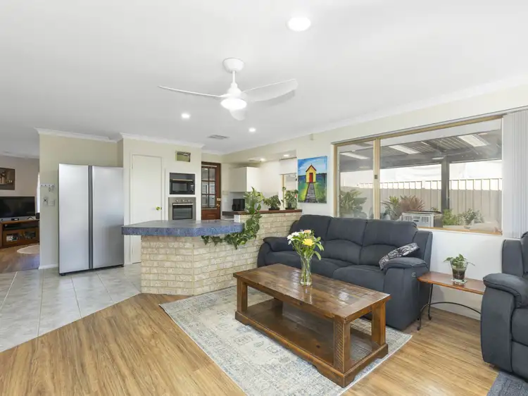 Seventh view of Homely house listing, 6 Muiron Close, Ridgewood WA 6030