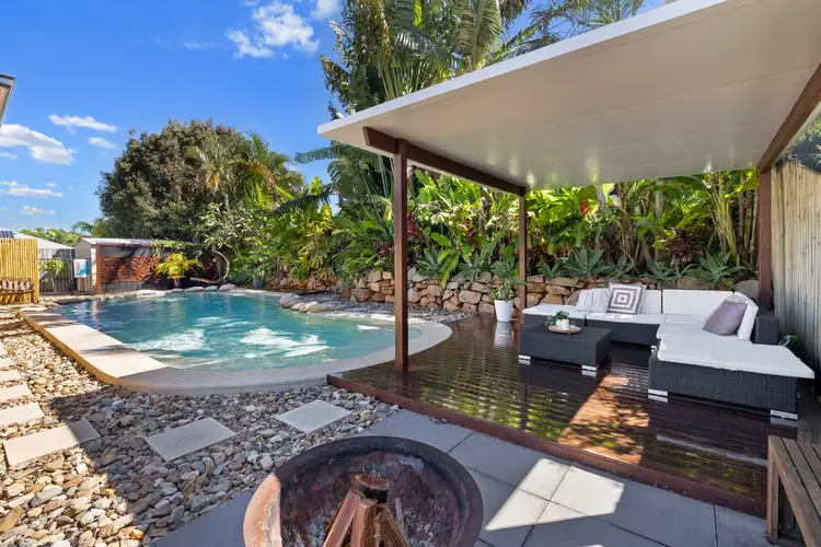 12 Aquila Street, Redland Bay QLD 4165