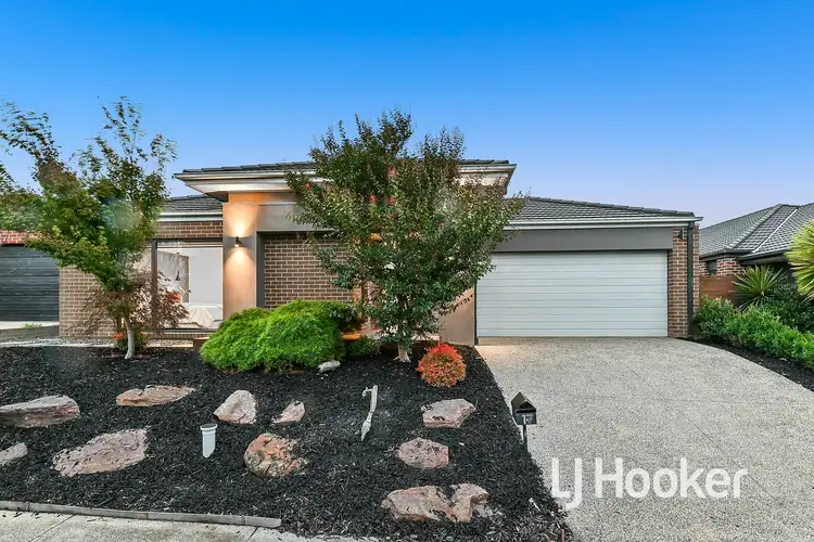 17 Vantage Drive, Pakenham VIC 3810