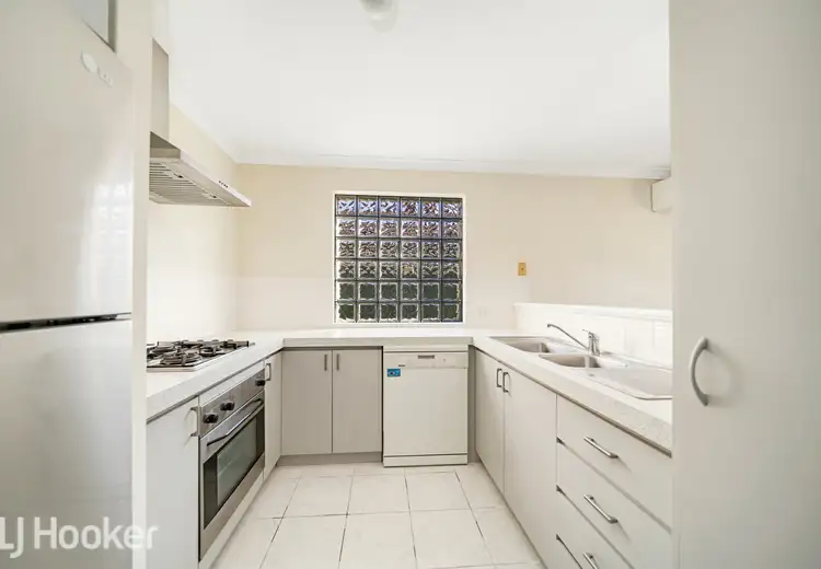 Fourth view of Homely villa listing, 8/6-8 Warwick Street, St James WA 6102
