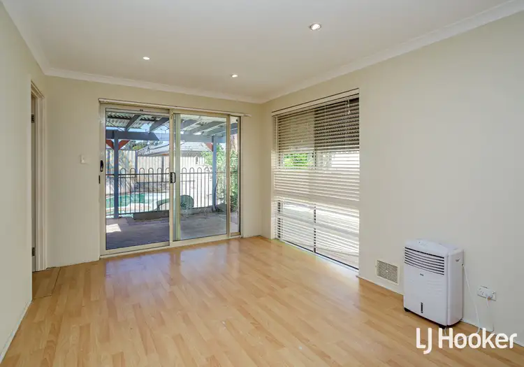 Sixth view of Homely house listing, 10 Winterbourne Glade, Maddington WA 6109