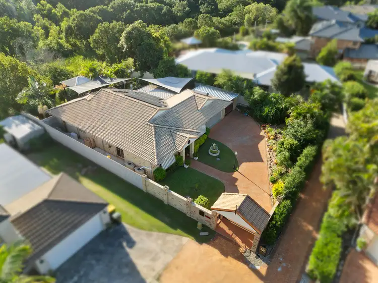 21 Turnberry Place