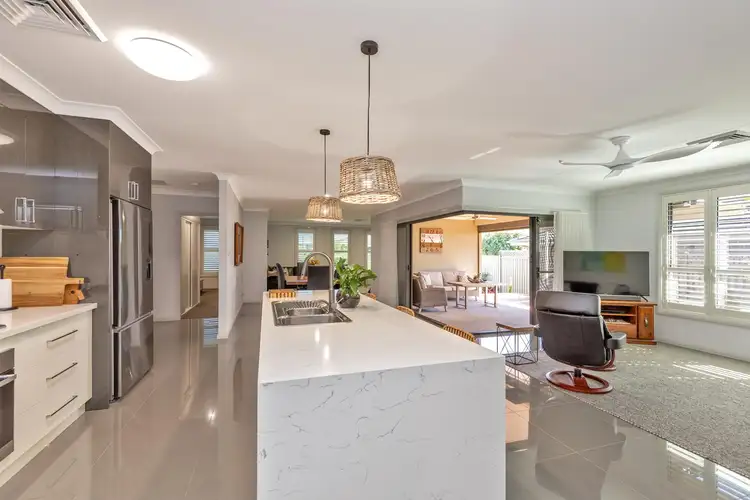 Second view of Homely house listing, 68 Peak Drive, Hillvue NSW 2340