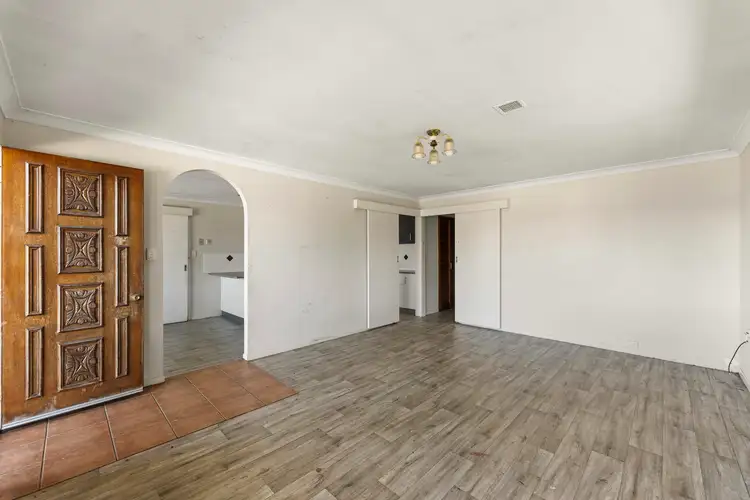 Second view of Homely house listing, 3 Chinchilla Court, Wilsonton Heights QLD 4350