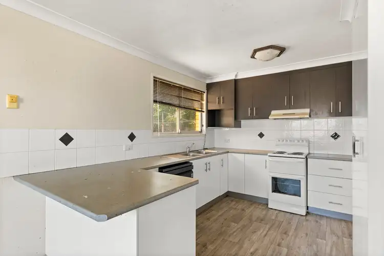 Fourth view of Homely house listing, 3 Chinchilla Court, Wilsonton Heights QLD 4350