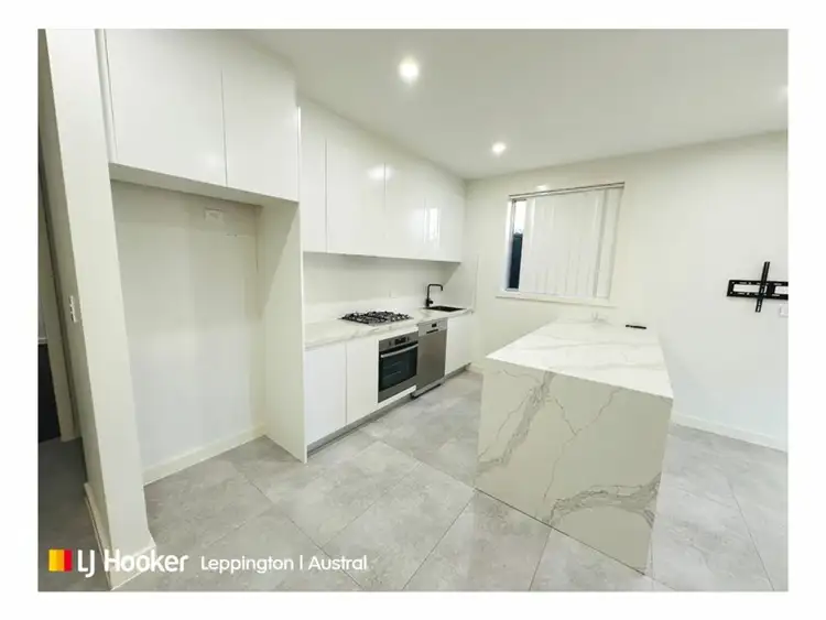 7A Rowan Street, Oran Park NSW 2570