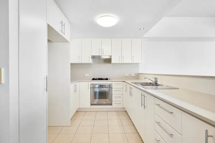 Sixth view of Homely apartment listing, 703/50 Marine Parade, Southport QLD 4215