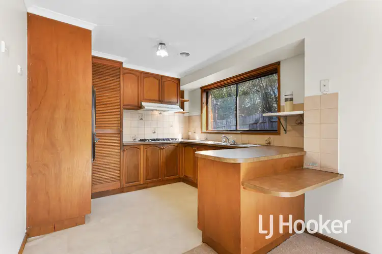 Fifth view of Homely unit listing, 1/7 Sarah Place, Hampton Park VIC 3976