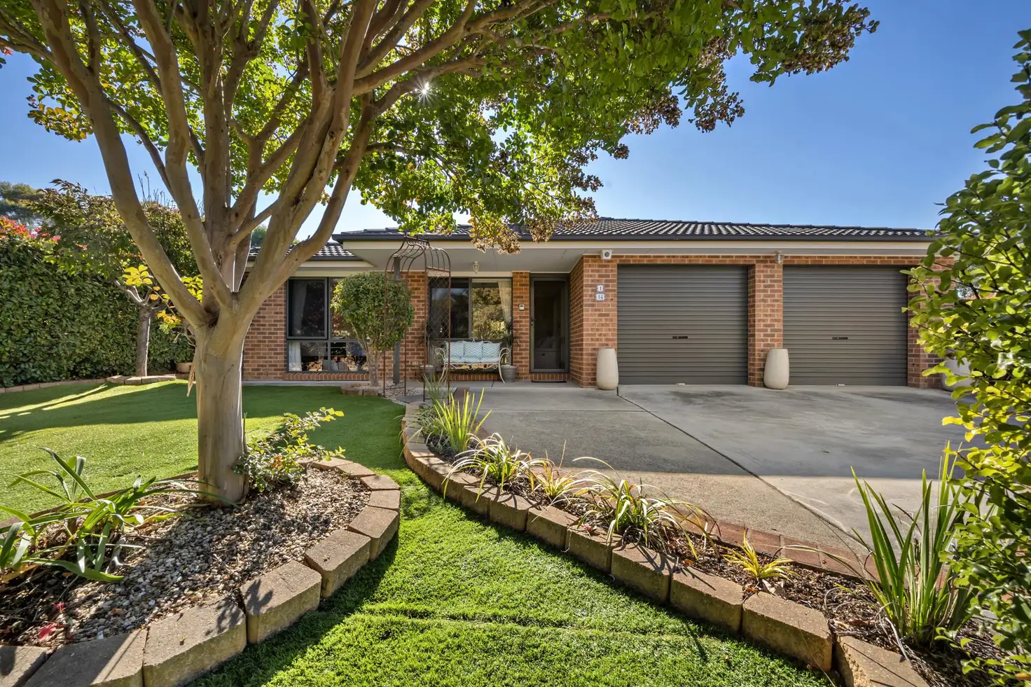 Main view of Homely townhouse listing, 1/16 Fairlight Street, Dunlop ACT 2615