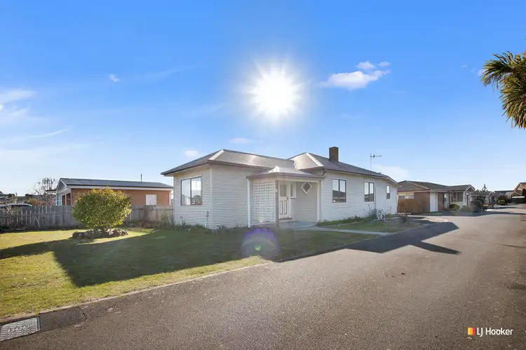 1/9 Cardigan Street, Somerset TAS 7322