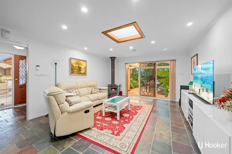 Fifth view of Homely house listing, 8 Hickson Place, Monash ACT 2904
