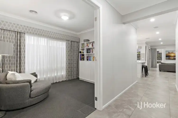 Fifth view of Homely house listing, 19 Eaglemont Way, Werribee VIC 3030