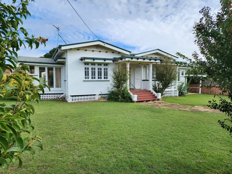 24 Albert Street, Warwick QLD 4370