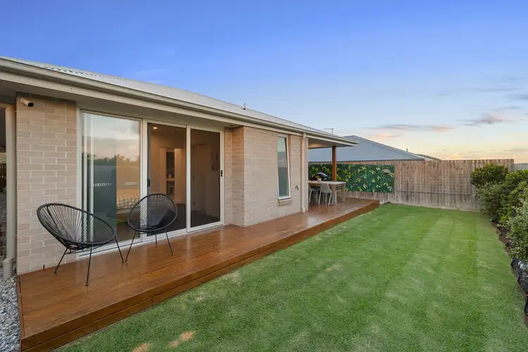 Third view of Homely house listing, 8 Berzins Court, Bahrs Scrub QLD 4207