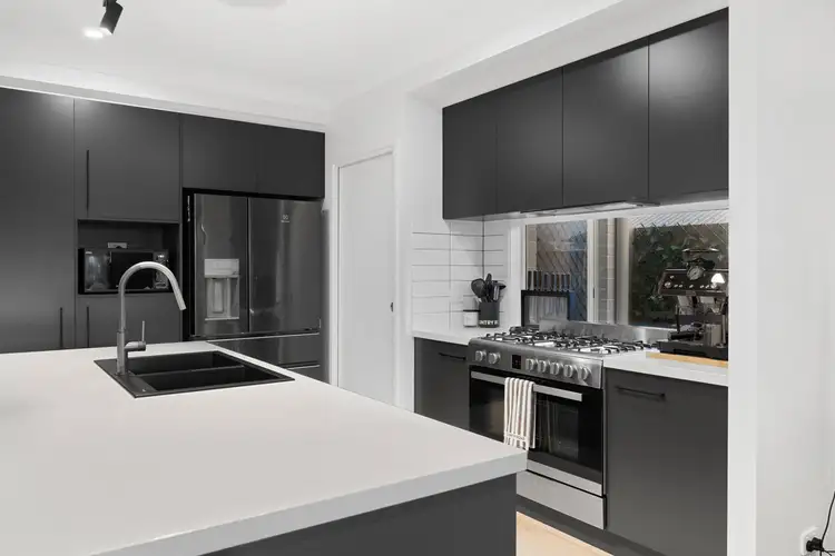 Sixth view of Homely house listing, 8 Berzins Court, Bahrs Scrub QLD 4207