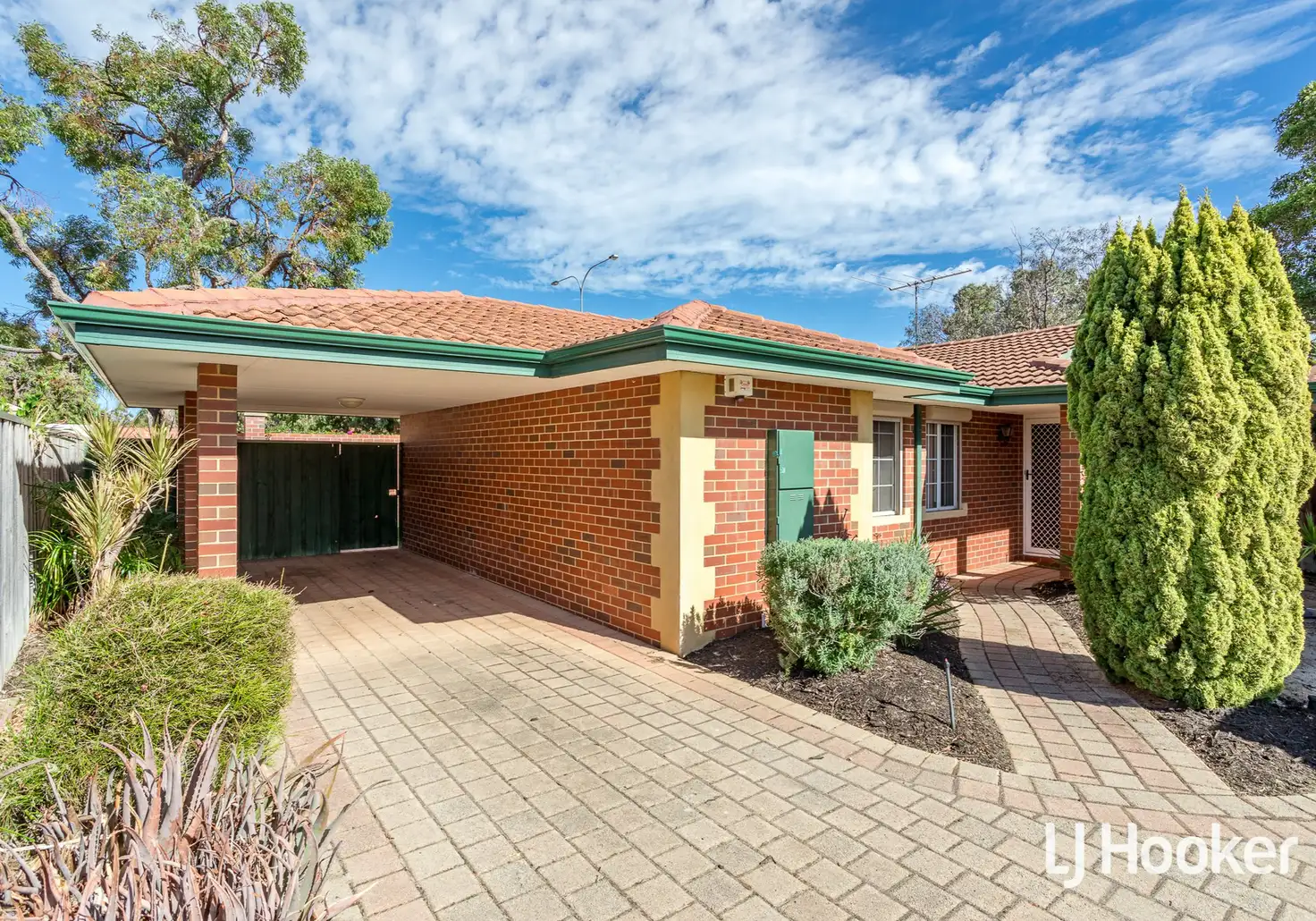 Main view of Homely villa listing, 21/2 Glennis Close, Gosnells WA 6110