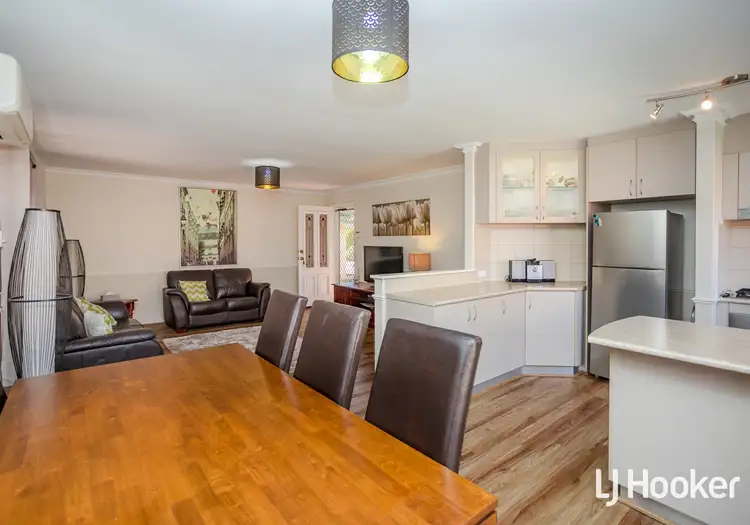 Sixth view of Homely villa listing, 21/2 Glennis Close, Gosnells WA 6110