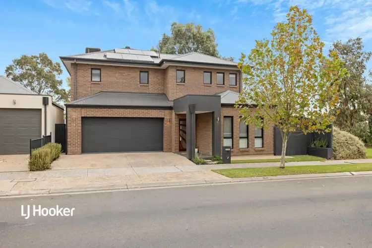 15 Victoria Parade, Mawson Lakes SA 5095