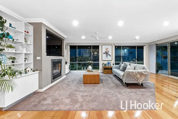 Fifth view of Homely house listing, 2 Cooper Rise, Bunyip VIC 3815