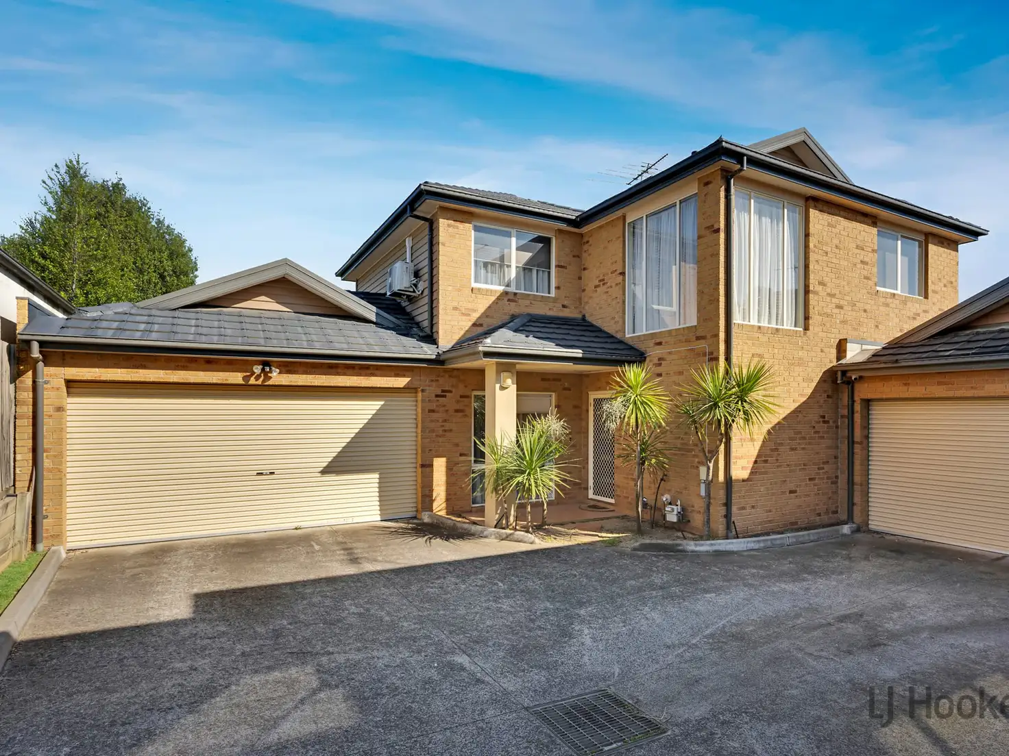 Main view of Homely house listing, 2/55 Sunningdale Crescent, Cranbourne VIC 3977
