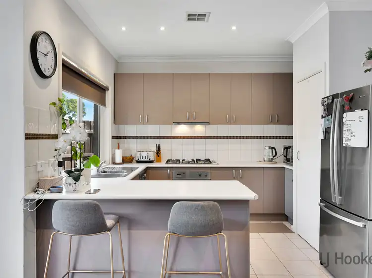 Sixth view of Homely house listing, 2/55 Sunningdale Crescent, Cranbourne VIC 3977