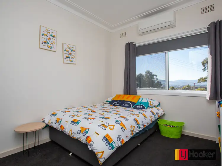 Sixth view of Homely house listing, 2 McRae Street, Hillvue NSW 2340