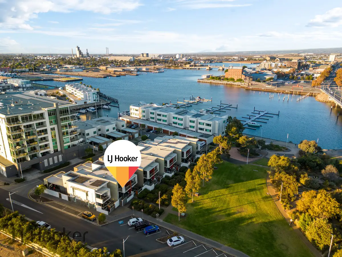 Main view of Homely townhouse listing, 29 Tarni Court, New Port SA 5015