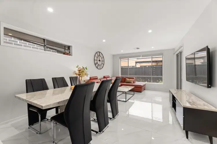 Second view of Homely house listing, 21 Yellowfin Street, Throsby ACT 2914