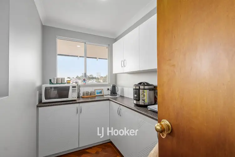 Fifth view of Homely house listing, 7 Crocker Place, Australind WA 6233