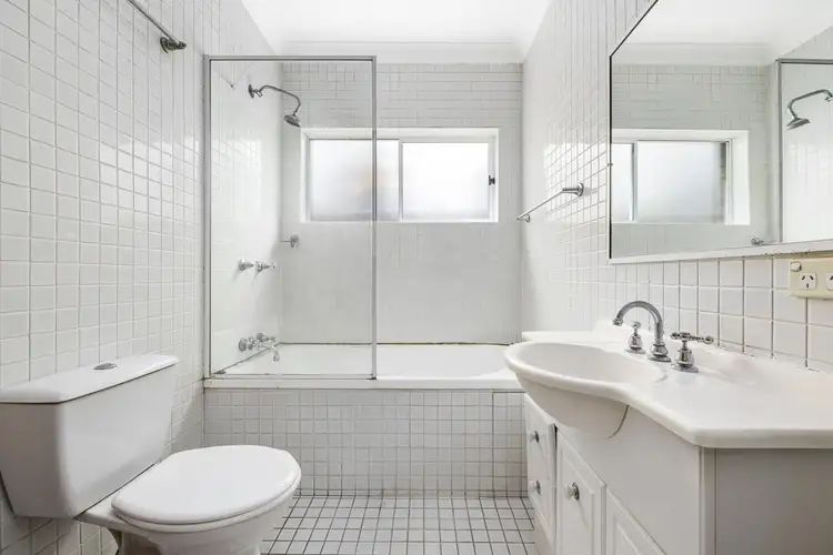 Sixth view of Homely apartment listing, 1/118 Bondi Road, Bondi NSW 2026
