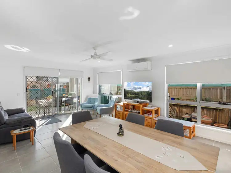 Second view of Homely house listing, 1/33 Paddington Circuit, Baringa QLD 4551