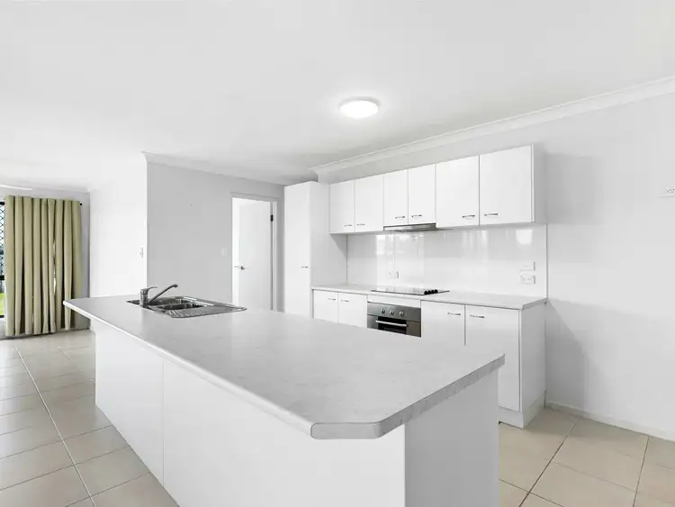 Fifth view of Homely house listing, 8 Laurel Court, Tinana QLD 4650